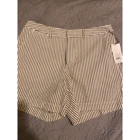 shorts‎ - Picture 1 of 2